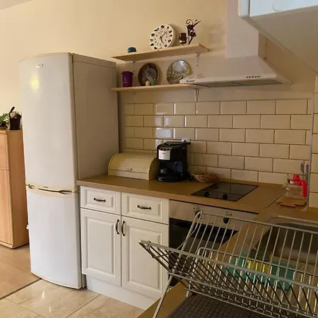 Apartment съни хоум